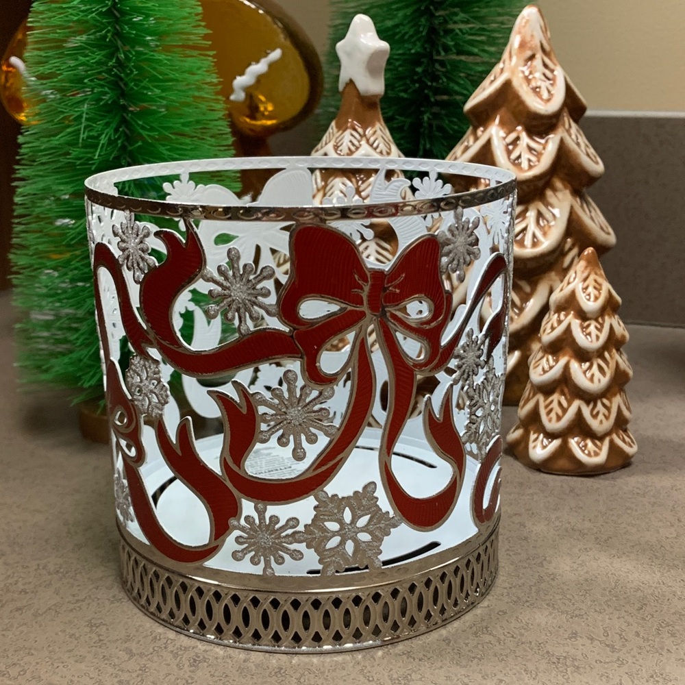 Bath & Body Works Red and Silver bow Candle Holder